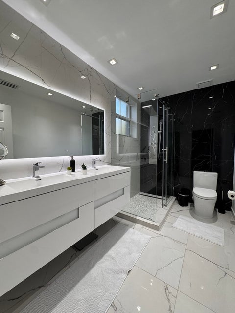 Tiny photo for 135 RIVERWALK Circle, Sunrise, FL 33326 (MLS # B26074985)