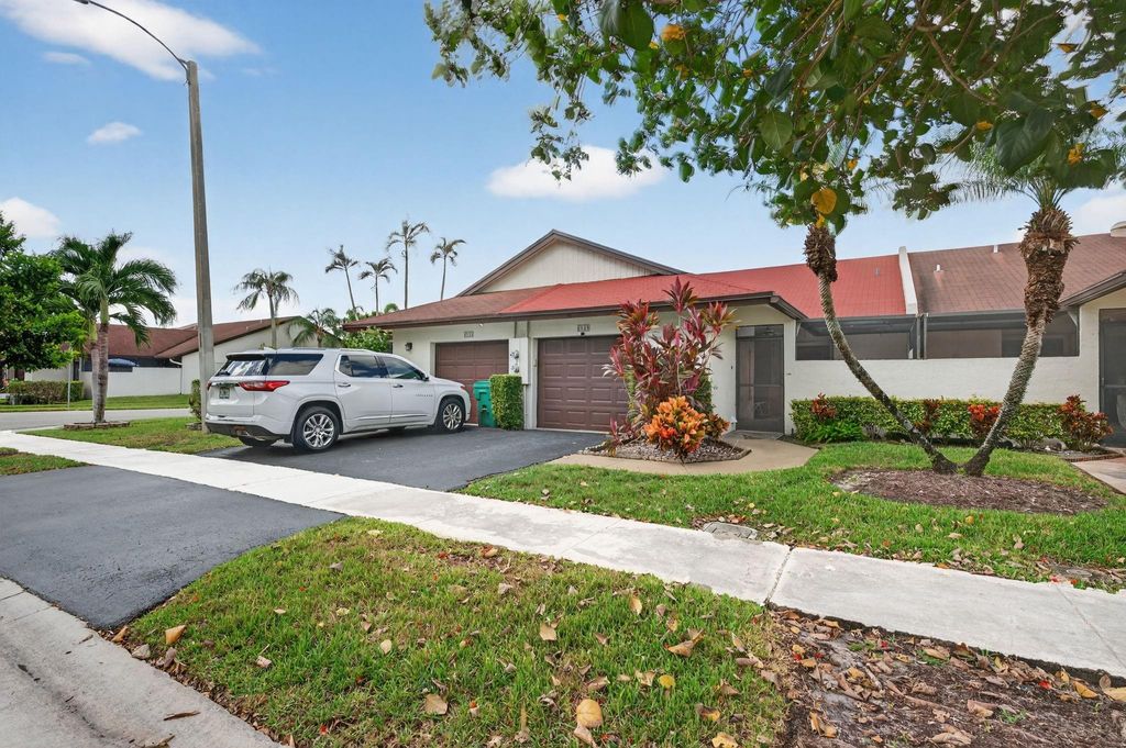 Photo of 6149 NW 91st Ave #6149, Tamarac, FL 33321 (MLS # F10533574)