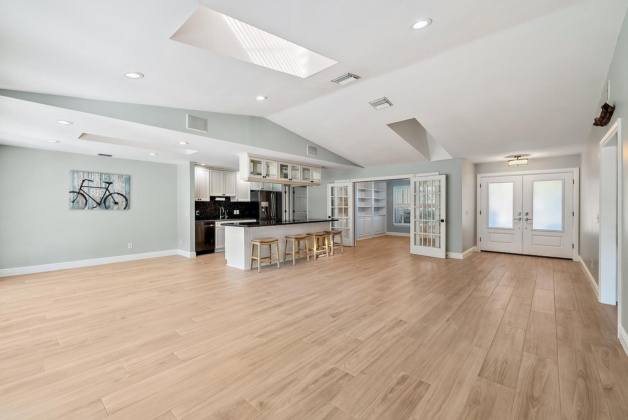 FOX RUN - Residential Lease