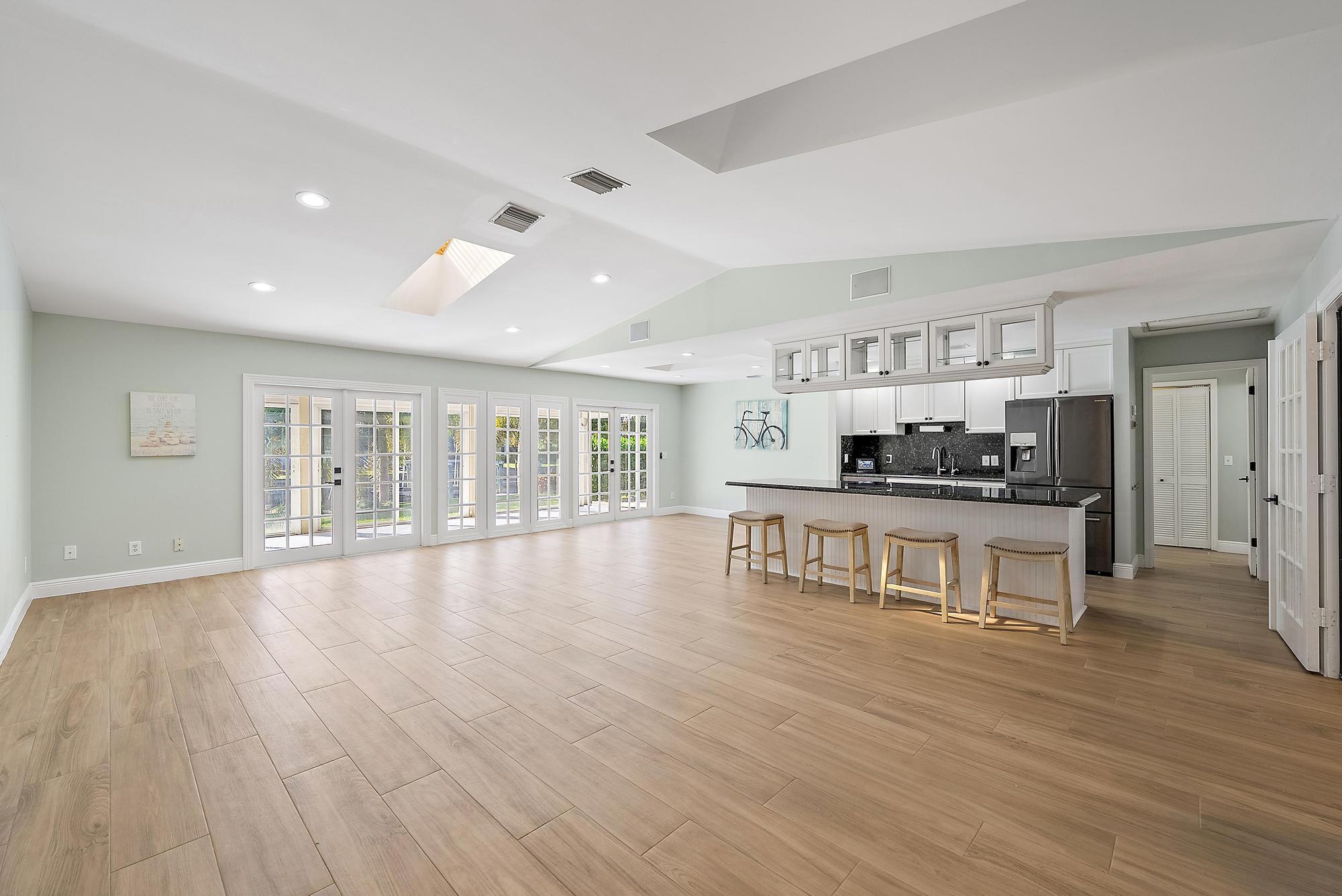 FOX RUN - Residential Lease