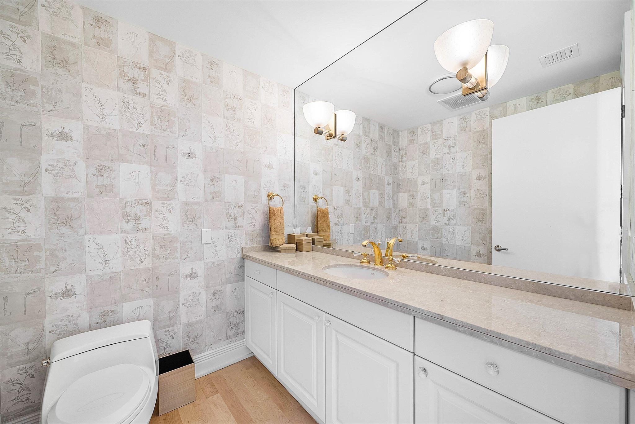 MIZNER GRAND CONDO - Residential