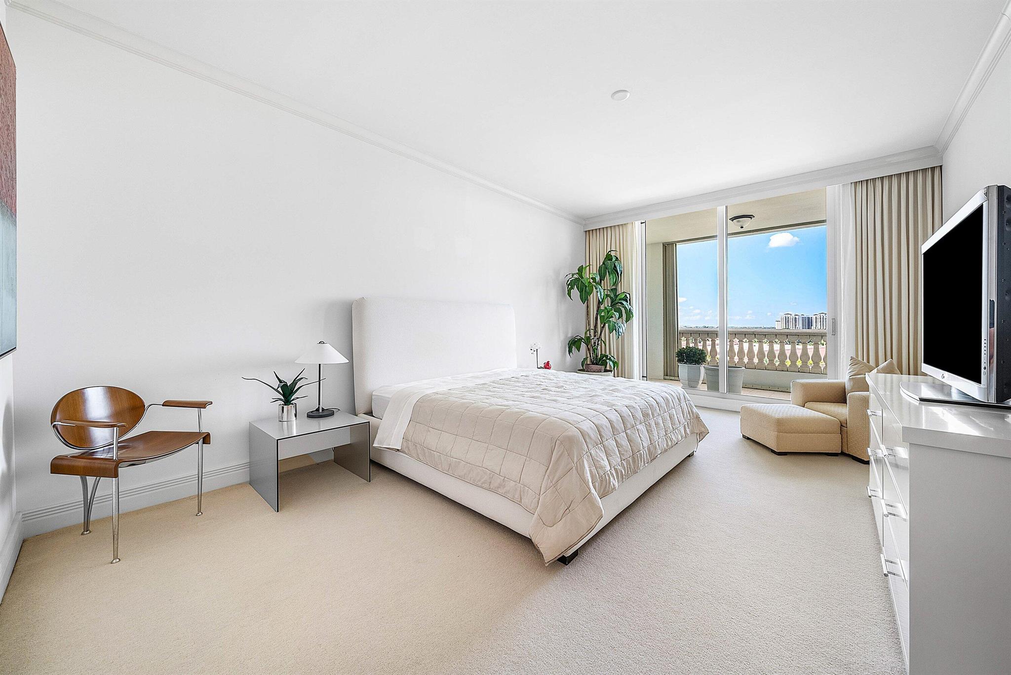 MIZNER GRAND CONDO - Residential