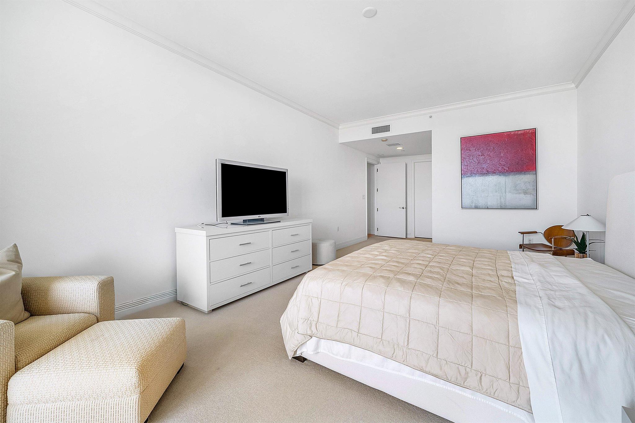 MIZNER GRAND CONDO - Residential