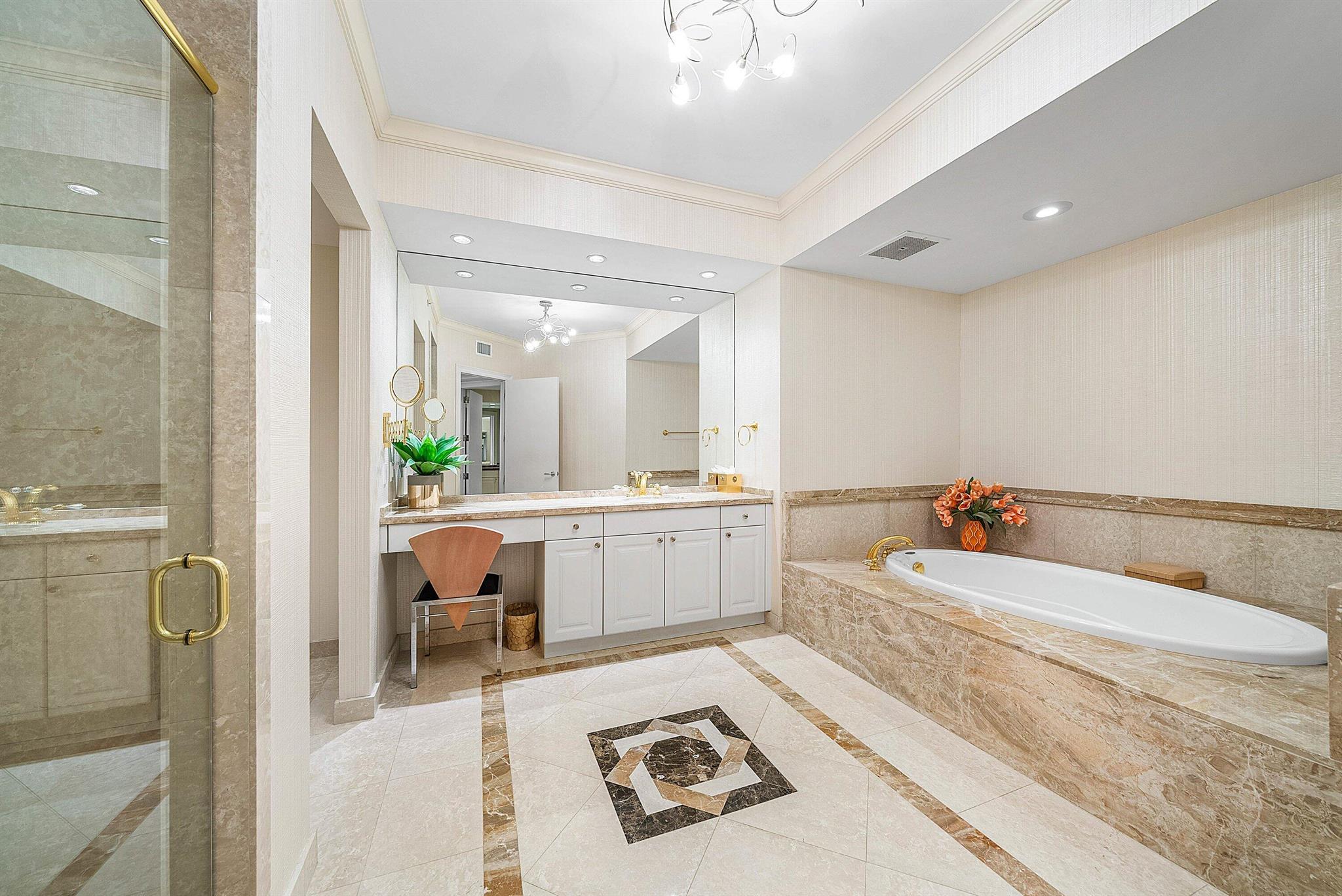 MIZNER GRAND CONDO - Residential