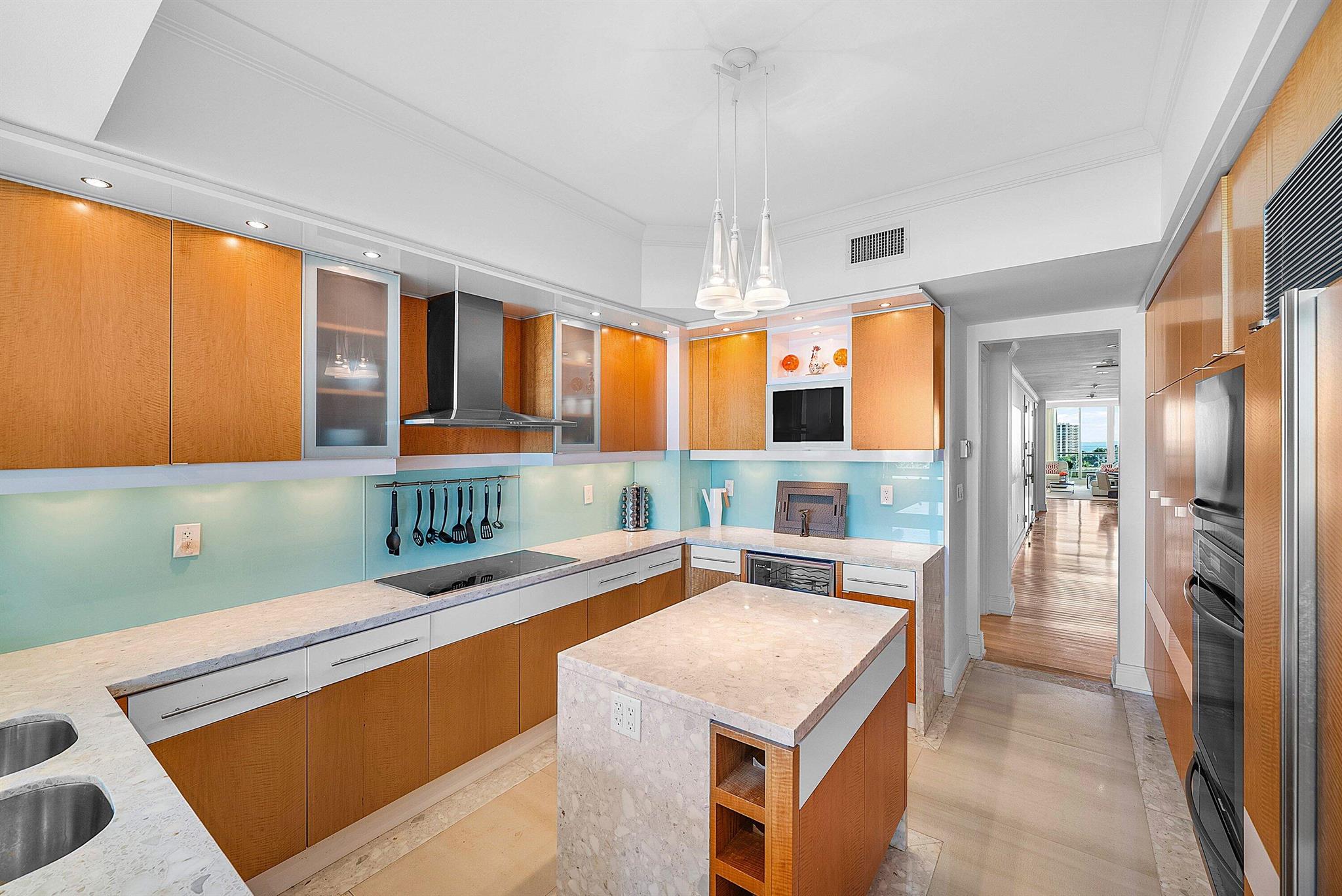 MIZNER GRAND CONDO - Residential