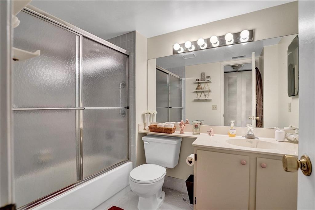 TRADEWINDS @ TOWNSHIP - Residential