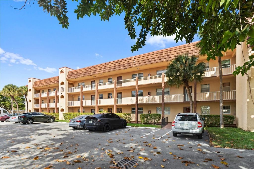 Photo of 2720 N Pine Island Road #307, Sunrise, FL 33322 (MLS # F10544849)
