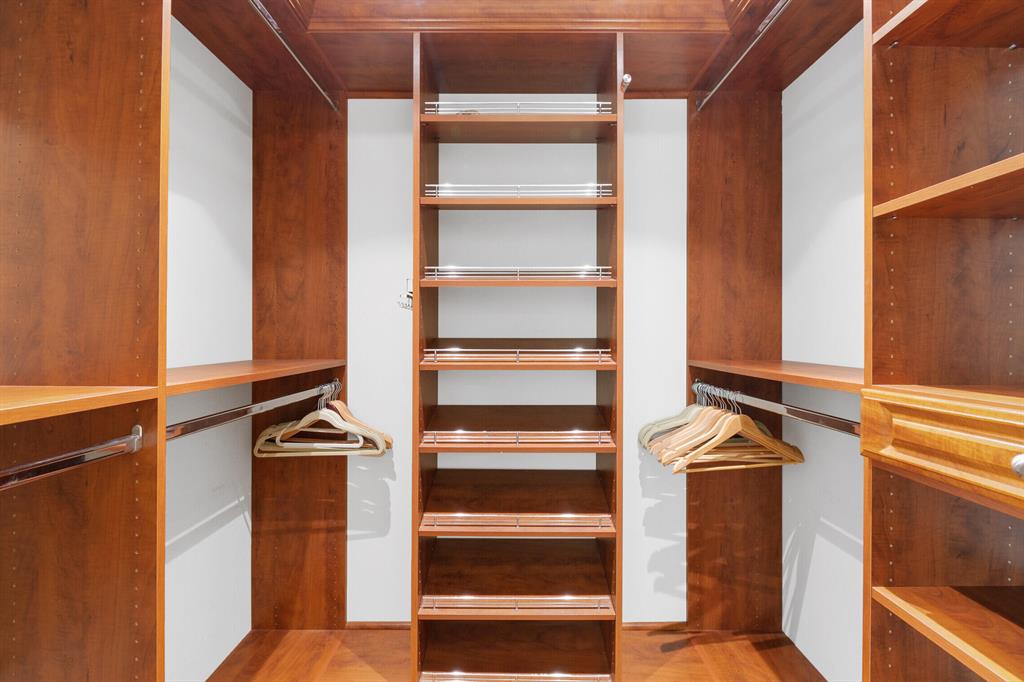 Yachtmans Cove - Residential