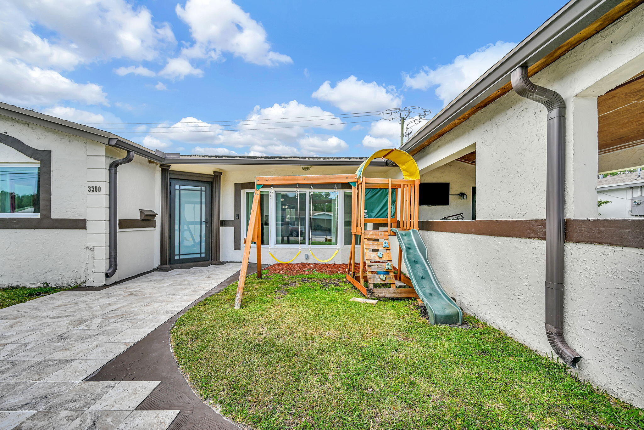 3300 NW 32nd Street, Lauderdale Lakes FL 33309