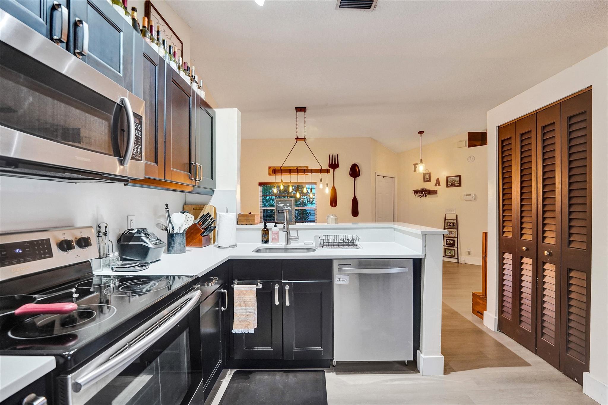895 SW 180th Ter