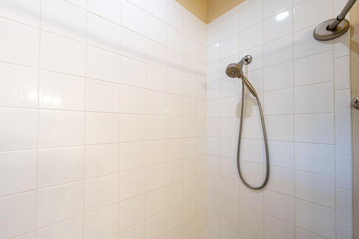 GOLF VILLAS CONDOMINIUM - Residential