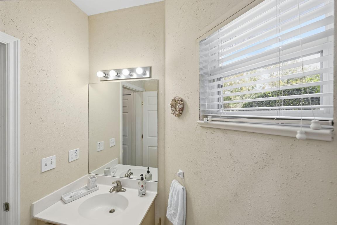 GOLF VILLAS CONDOMINIUM - Residential