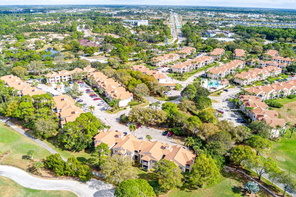 GOLF VILLAS CONDOMINIUM - Residential