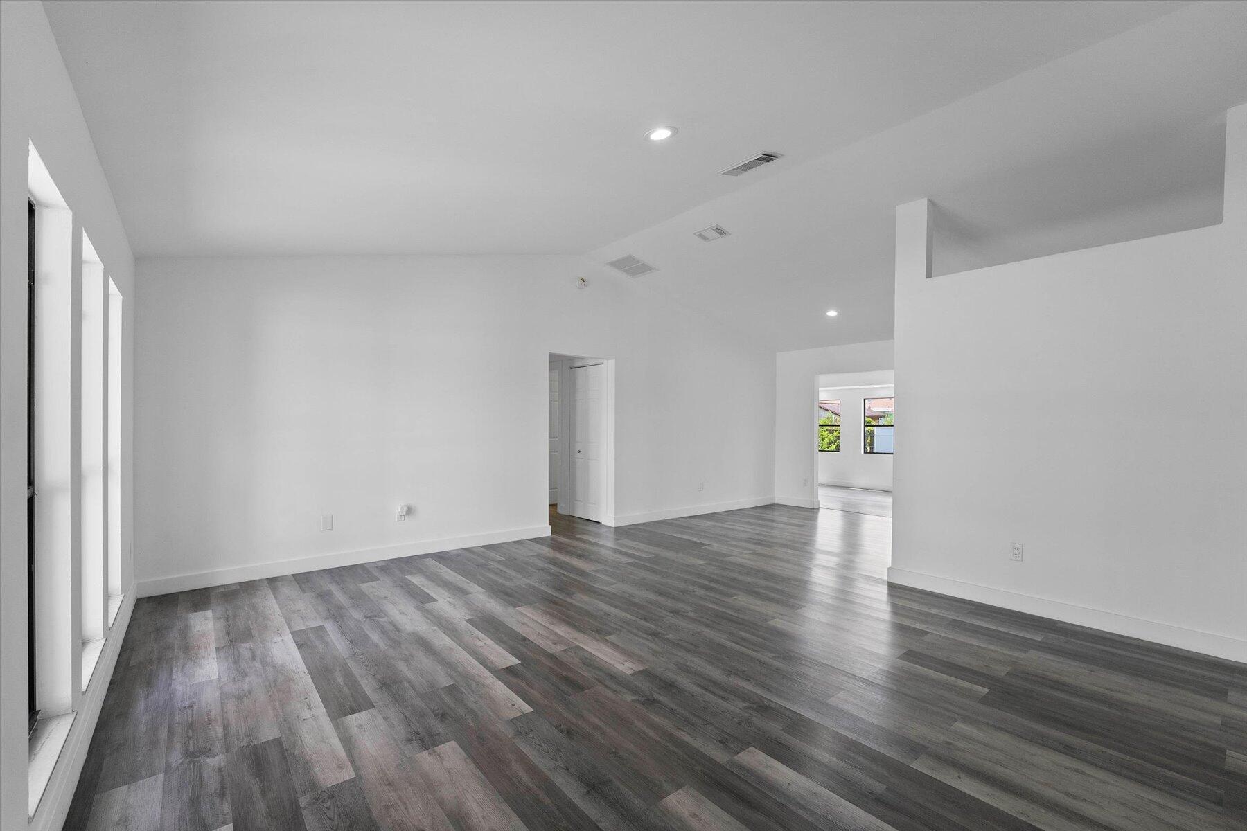 PORT ST LUCIE SECTION 13 - Residential