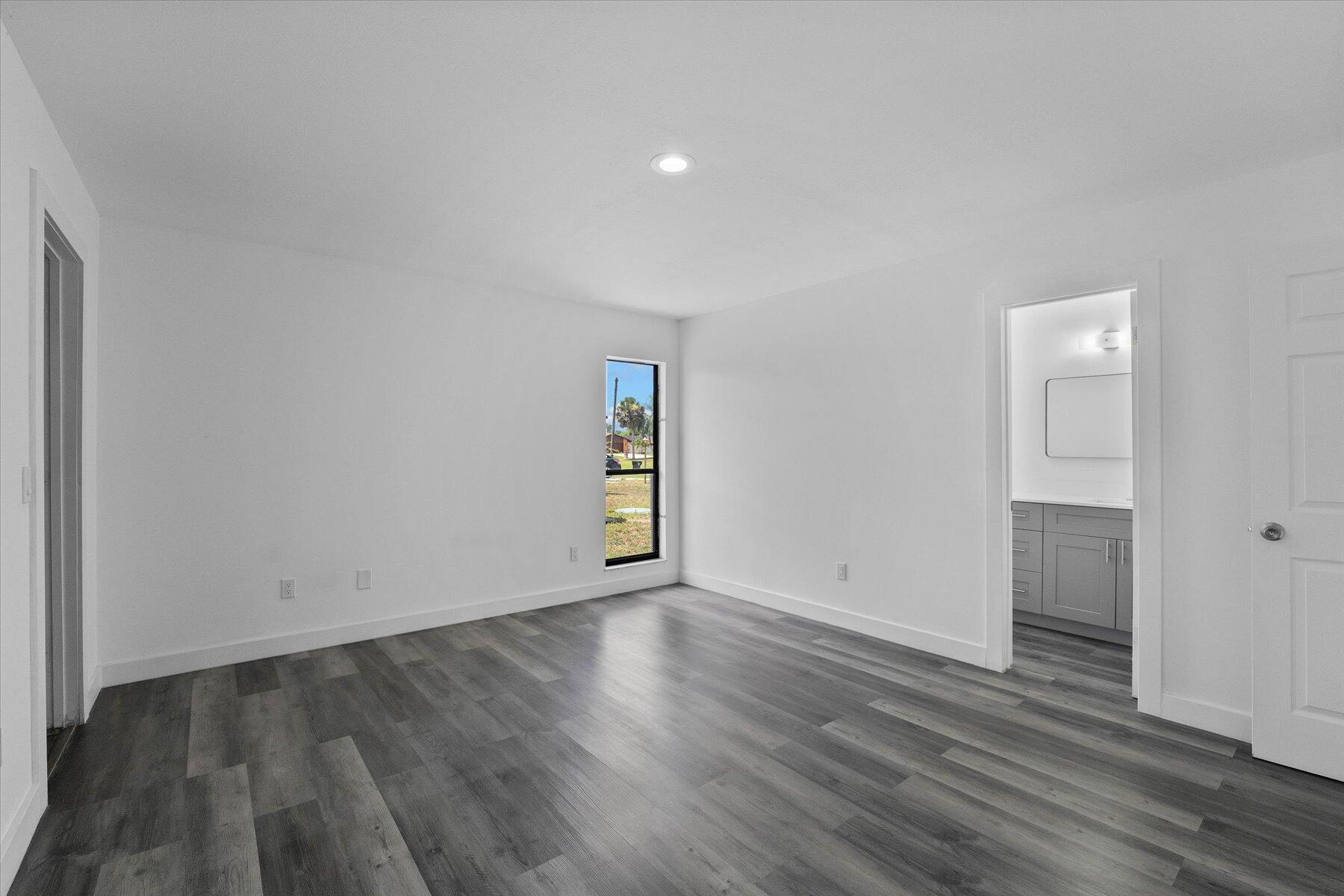 PORT ST LUCIE SECTION 13 - Residential