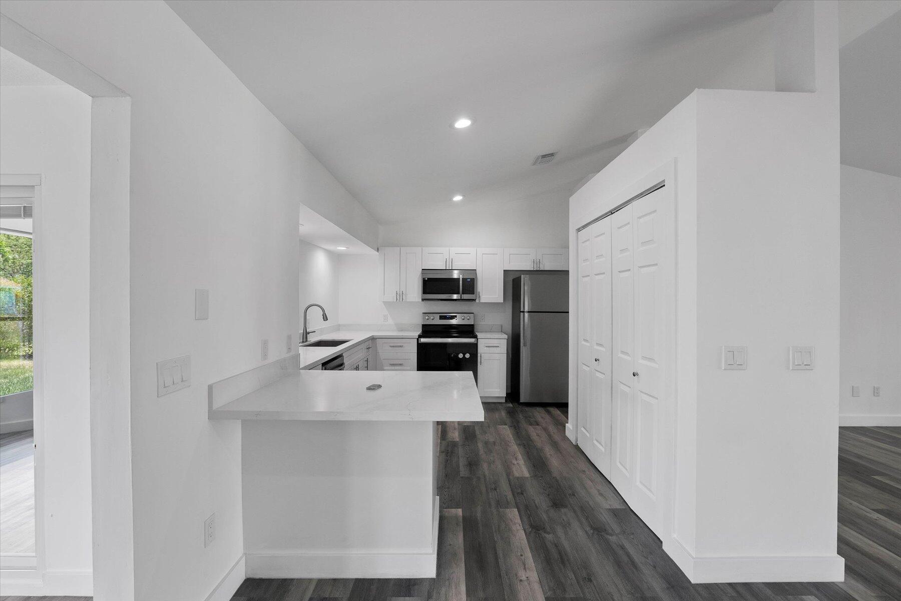 PORT ST LUCIE SECTION 13 - Residential