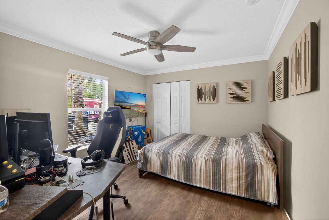 The Acreage - Residential