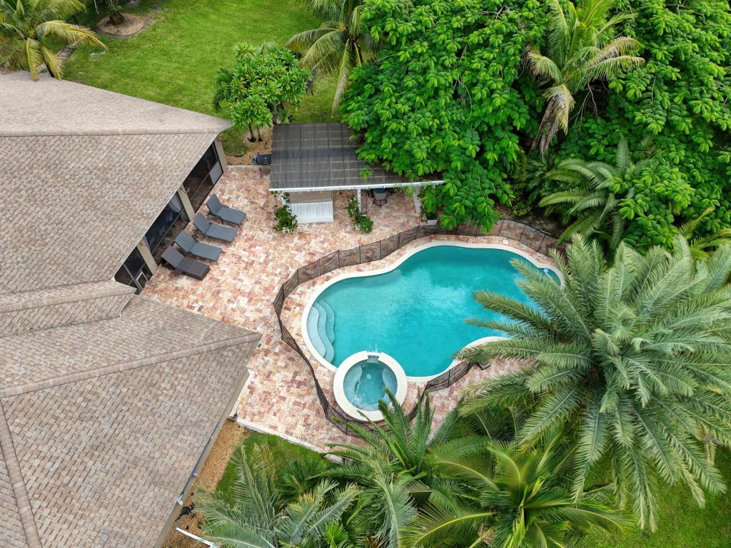 The Acreage - Residential