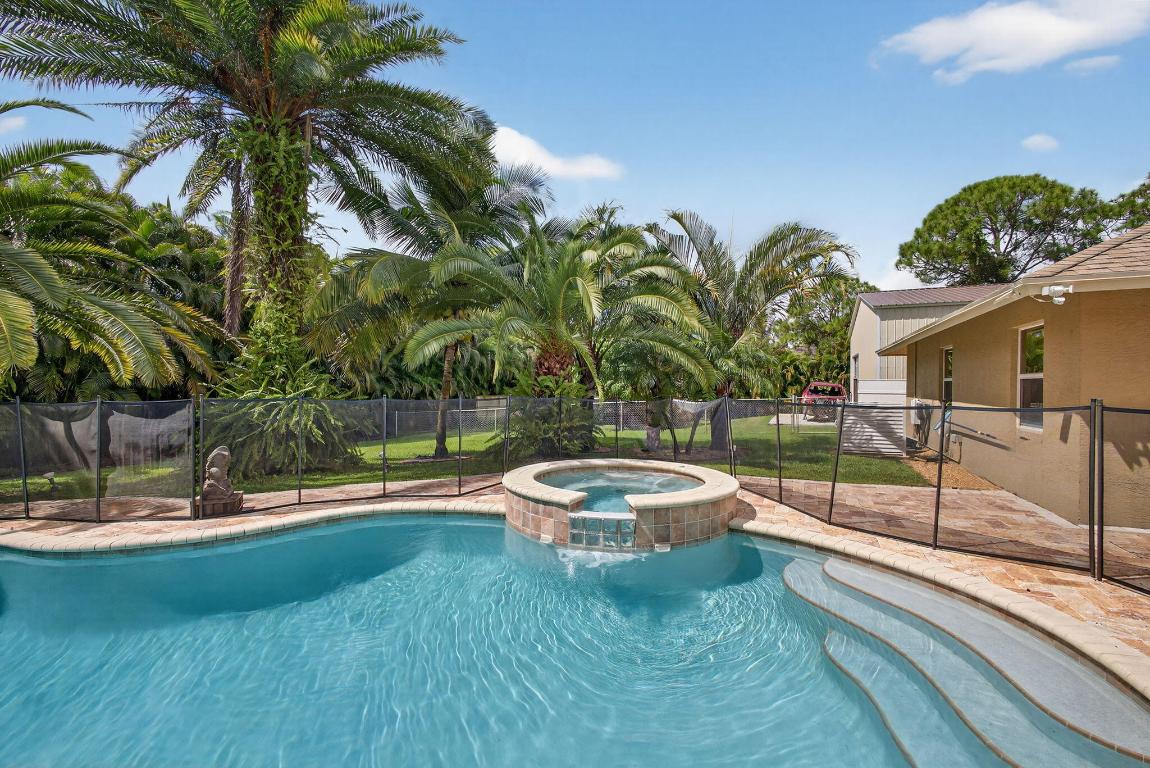 The Acreage - Residential