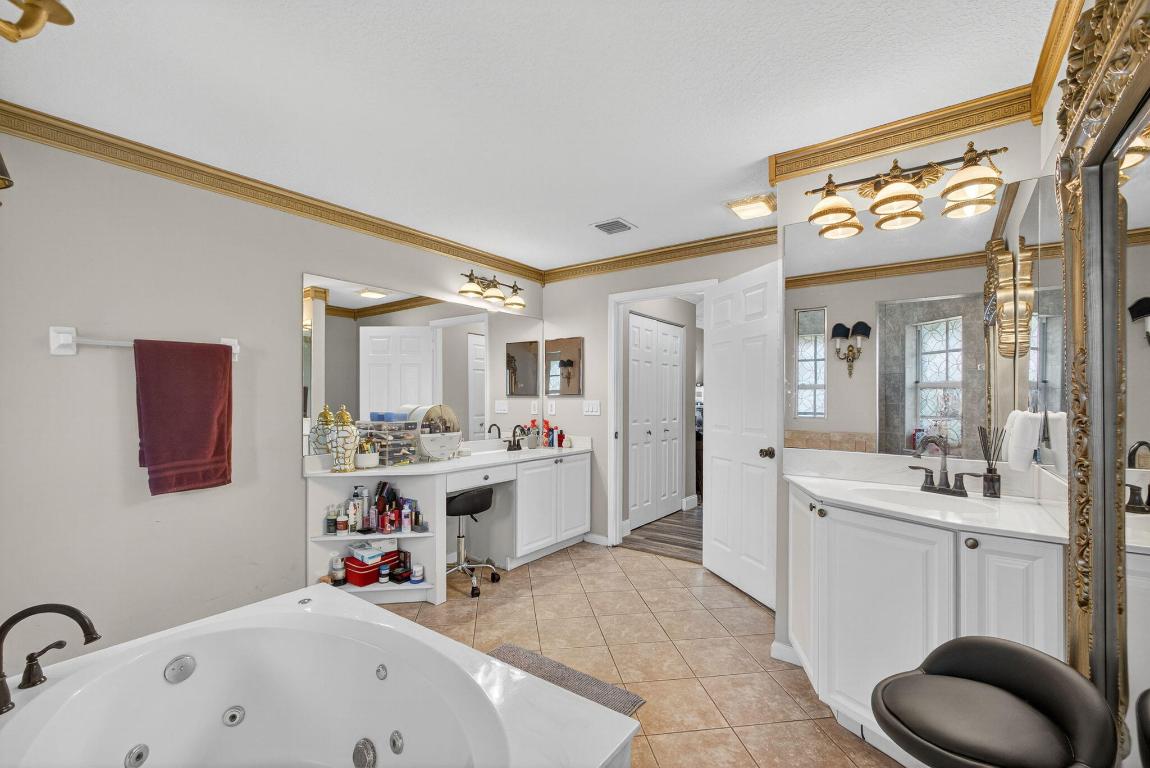 The Acreage - Residential