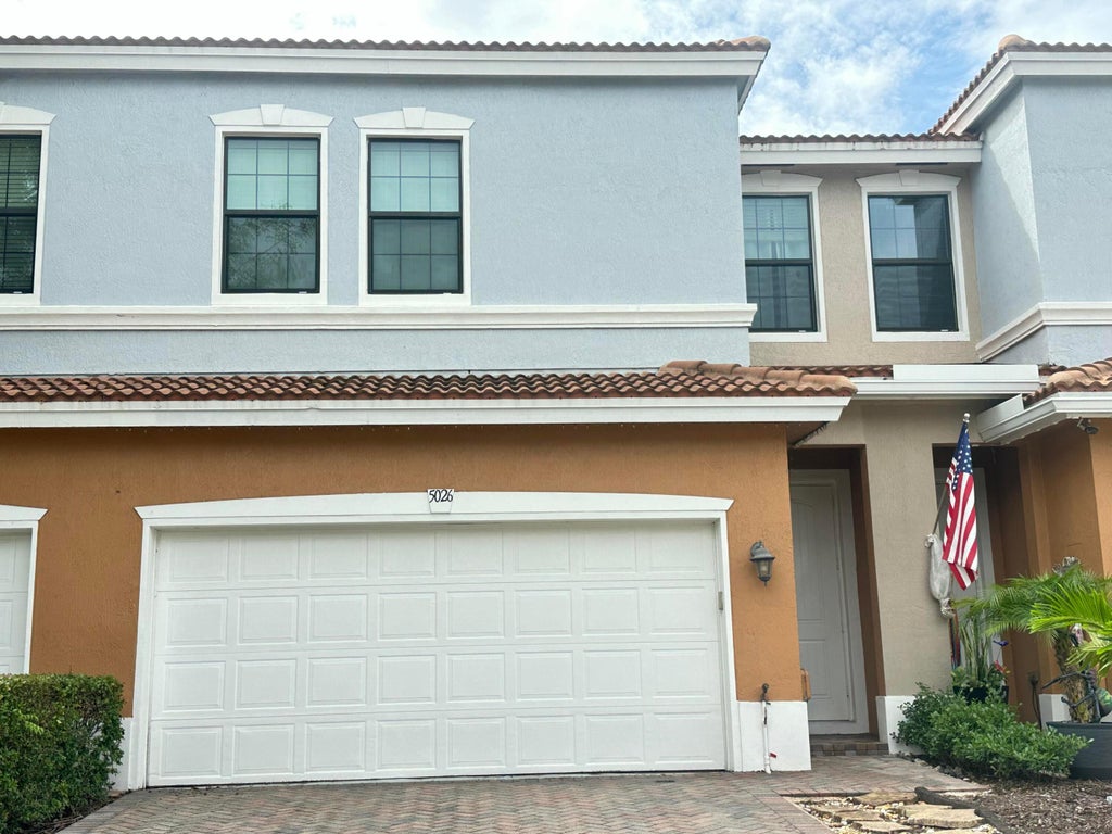 Photo of 5026 S ASTOR Circle, Delray Beach, FL 33484 (MLS # B26082490)