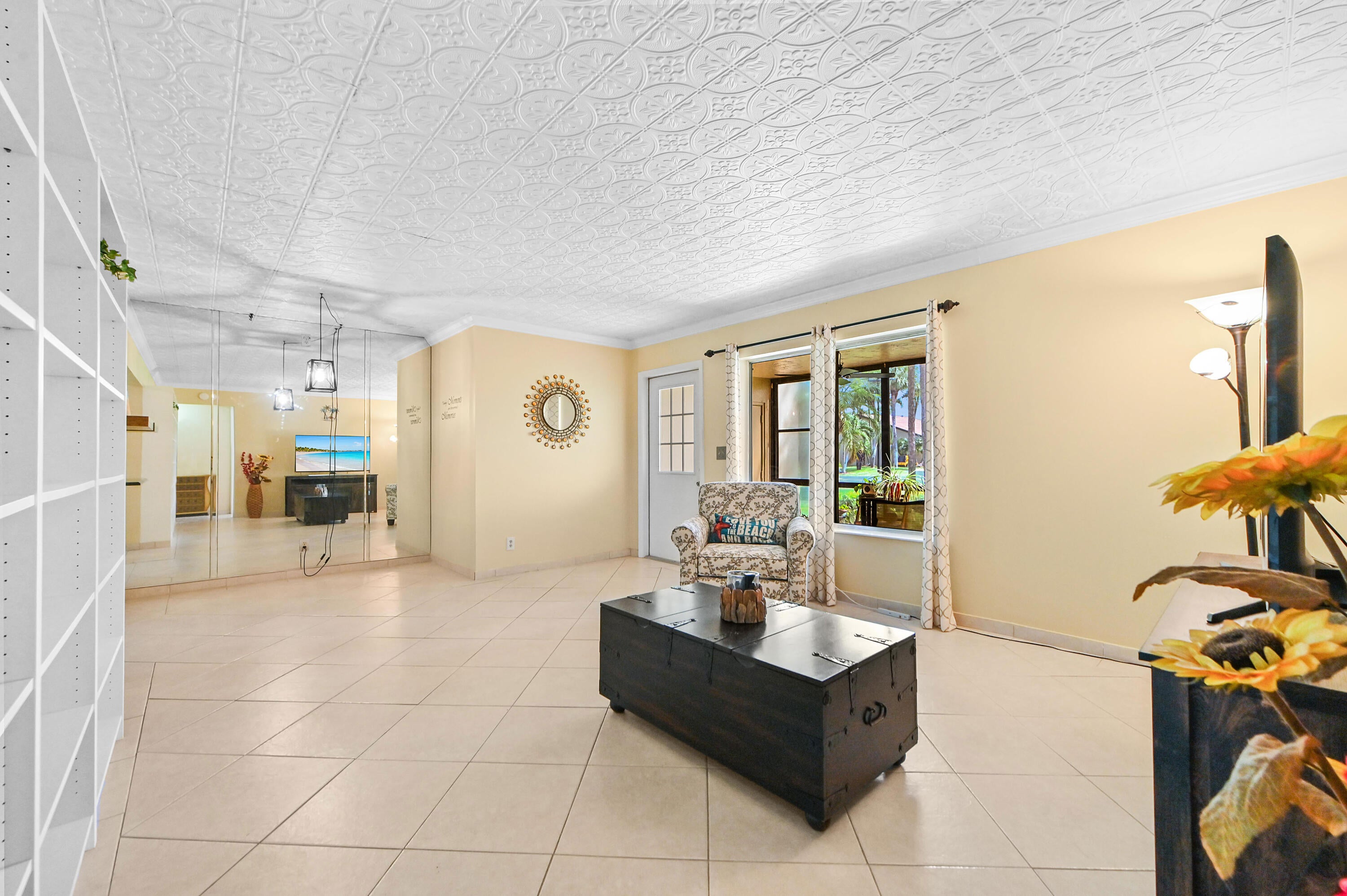 Properties 539 Shady Pine Way C1