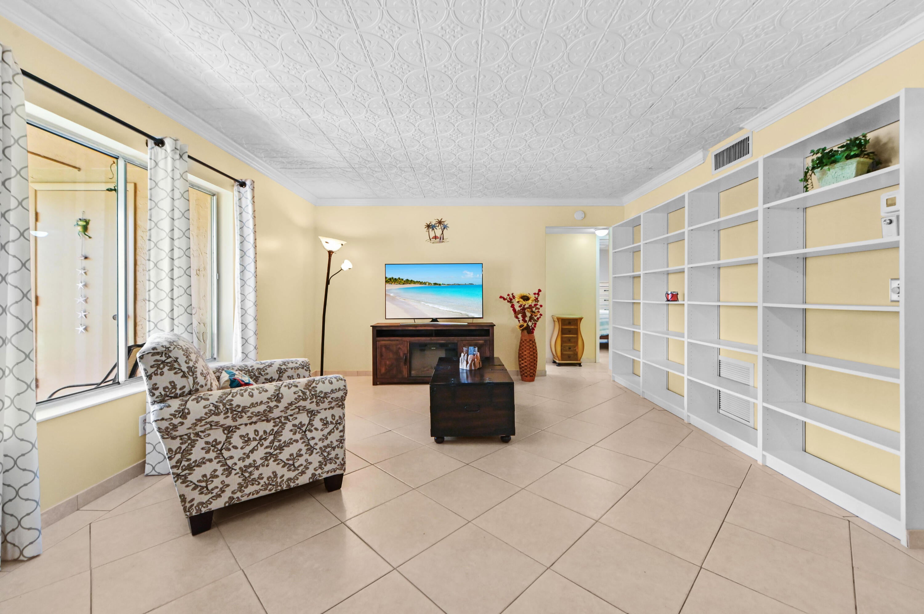 Properties 539 Shady Pine Way C1