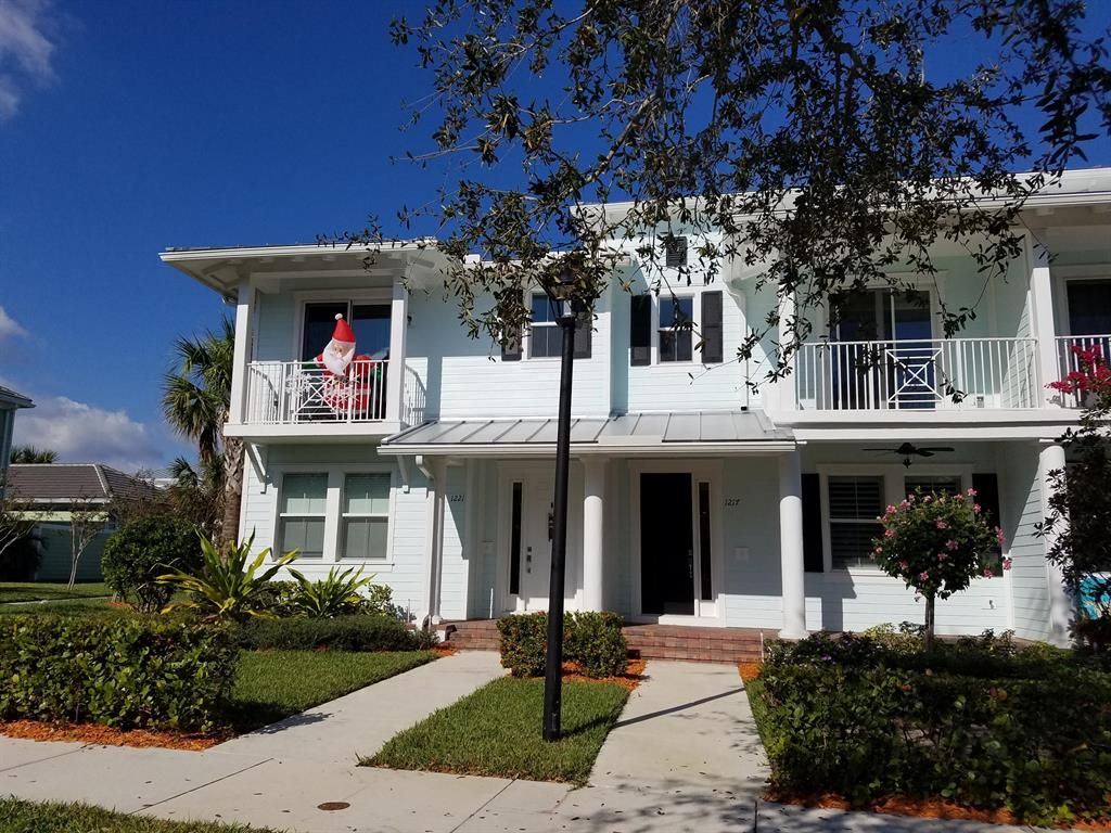 Photo of 1217 Dakota Drive, Jupiter, FL 33458 (MLS # R10735986)