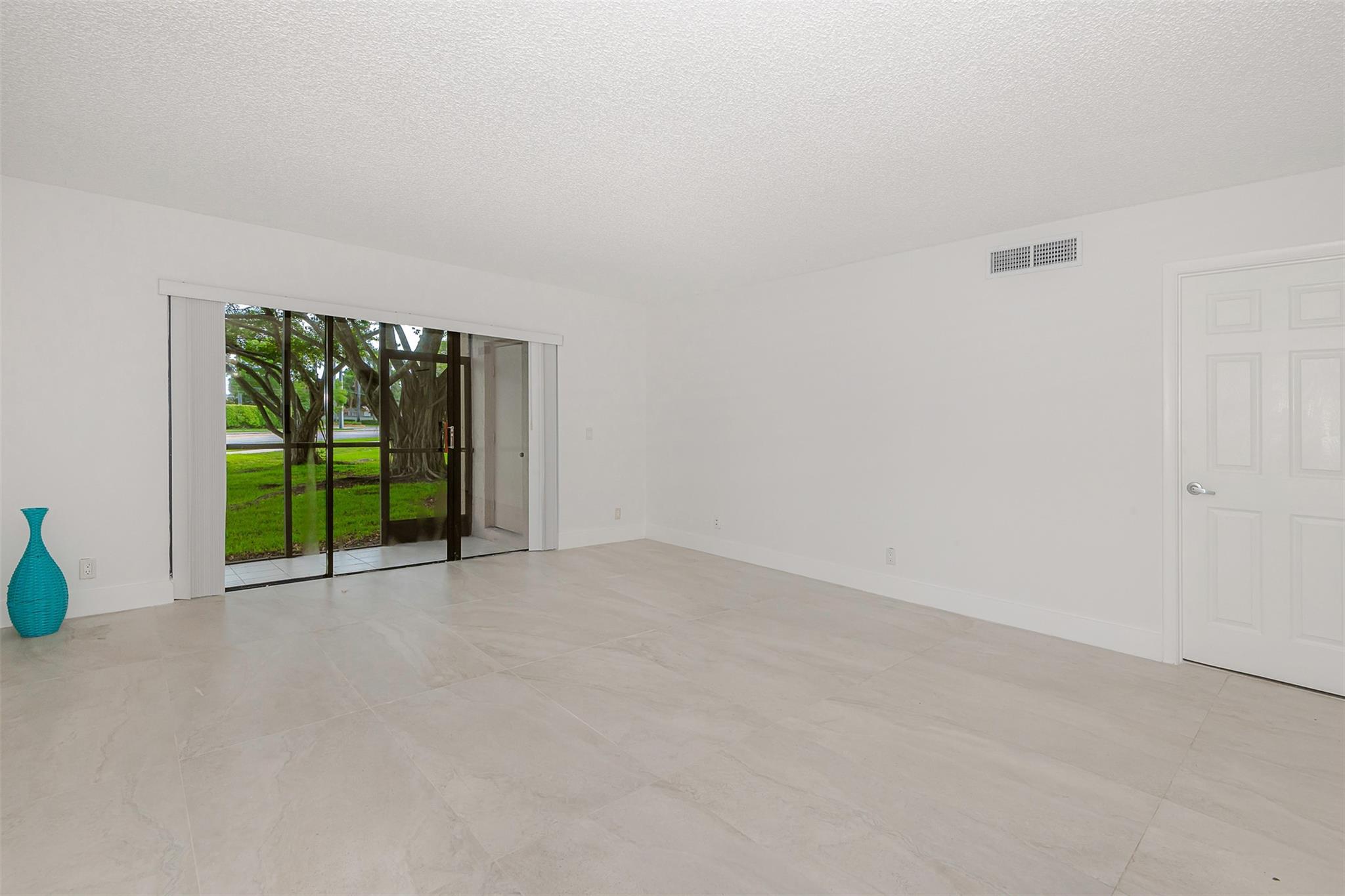 340 Racquet Club Rd 101