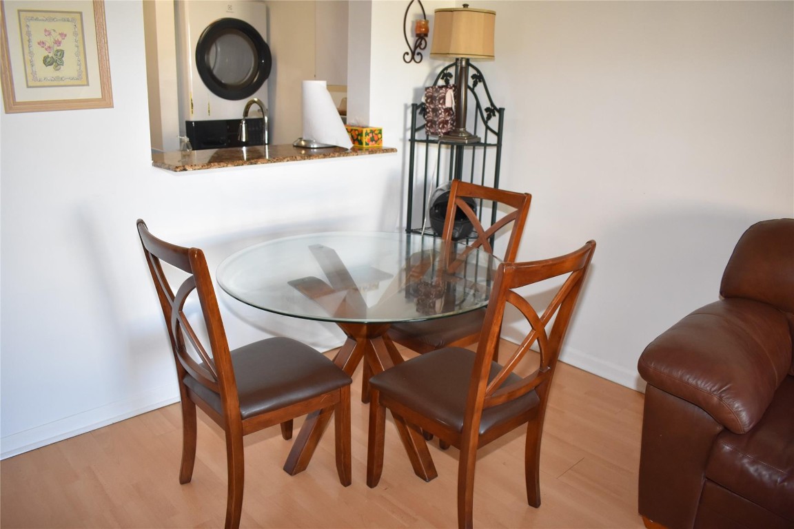 Sheridan East Condo Bldg - Residential Lease