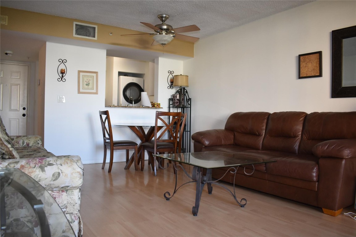 Sheridan East Condo Bldg - Residential Lease