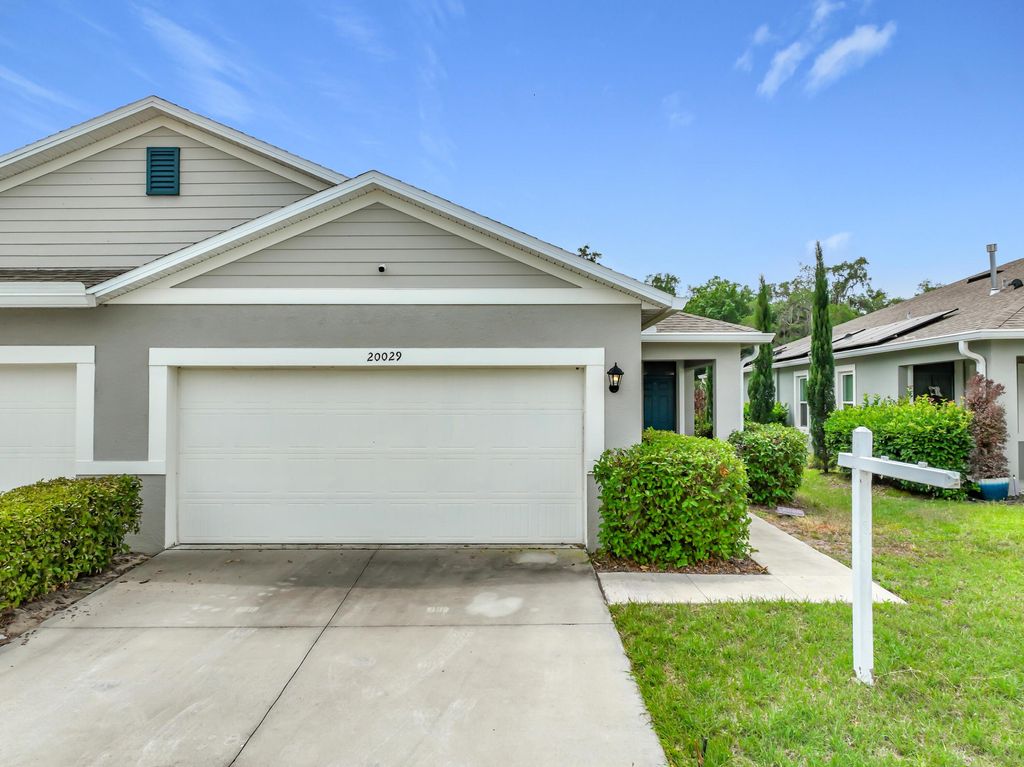 Photo of 20029 Royal Tern Court, Leesburg, FL 34748 (MLS # B26024593)