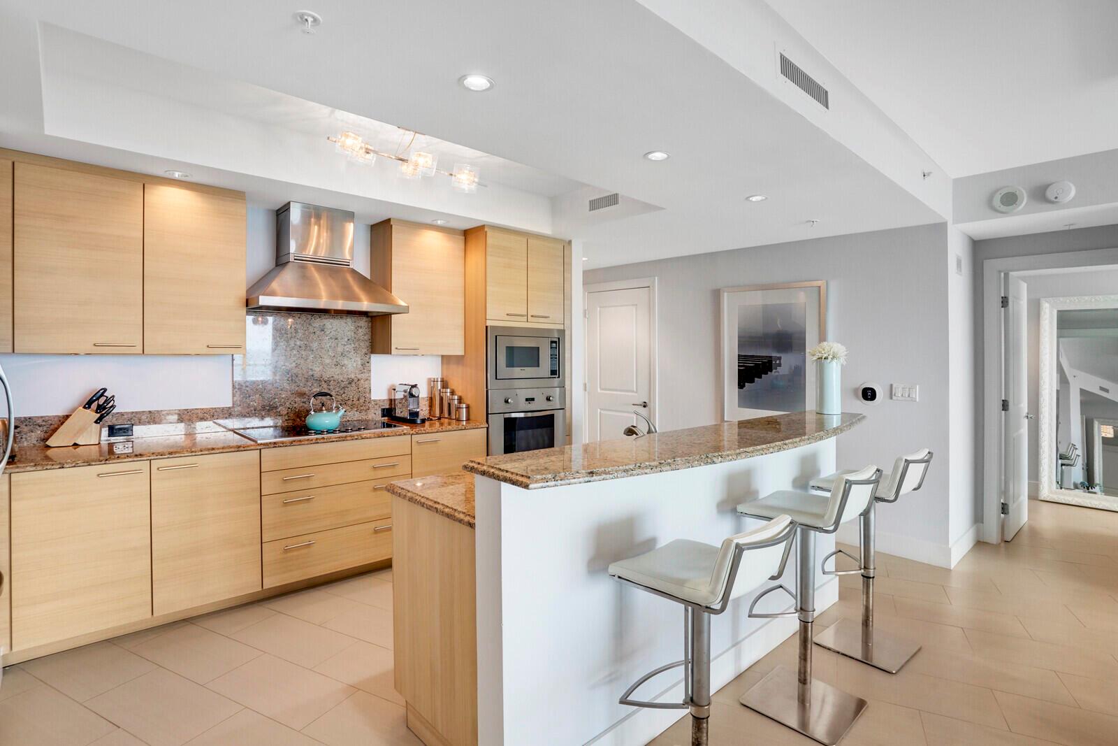 PLAZA AT OCEANSIDE (THE) - Residential Lease