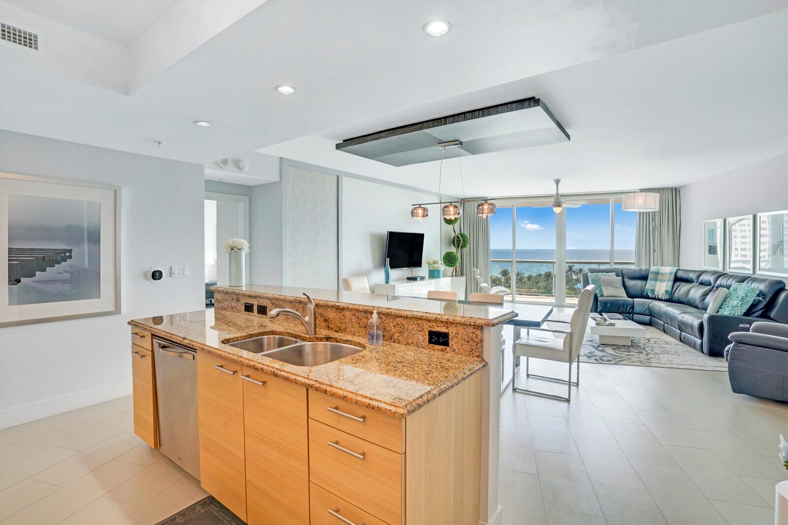 PLAZA AT OCEANSIDE (THE) - Residential Lease