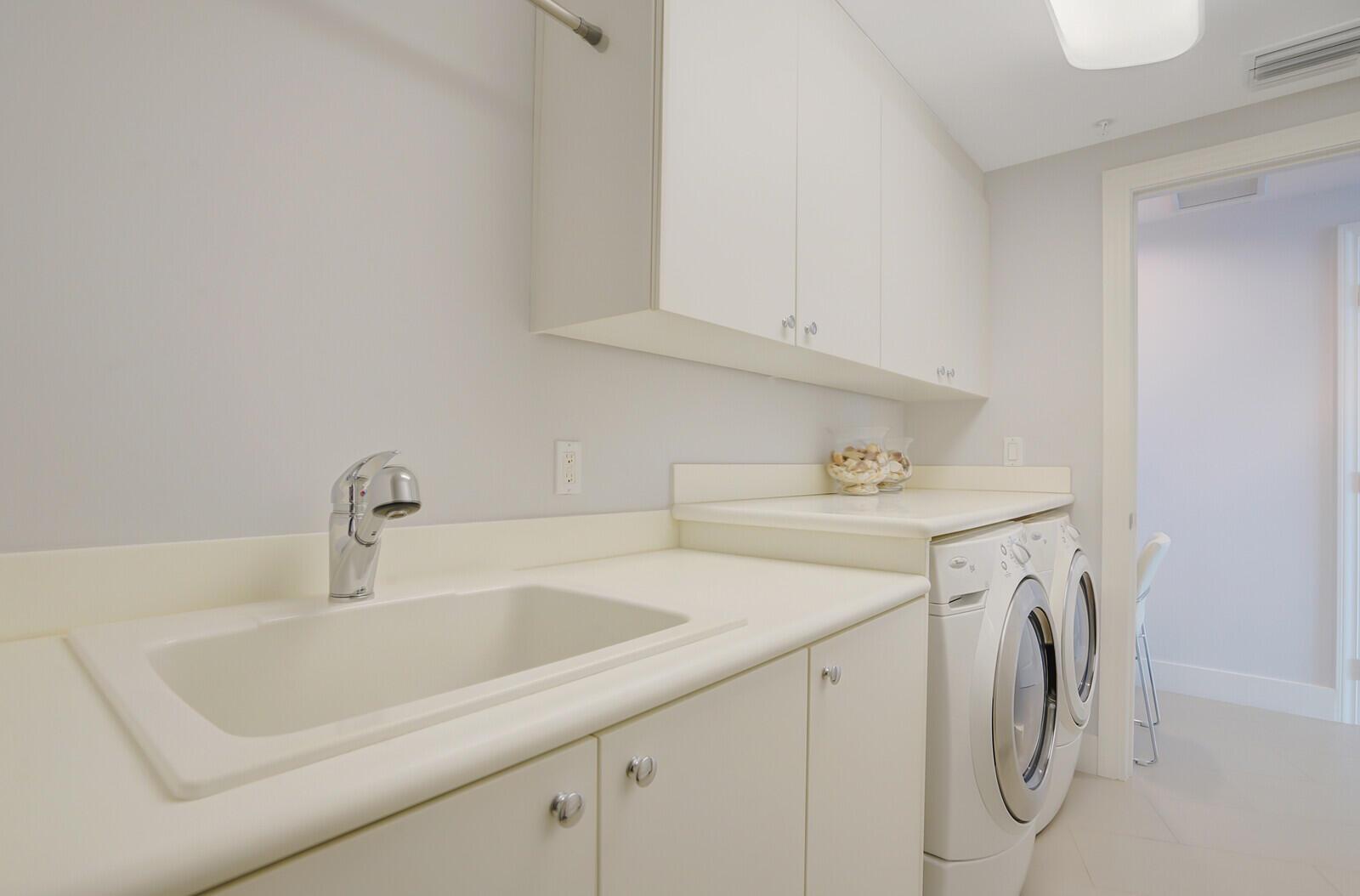 PLAZA AT OCEANSIDE (THE) - Residential Lease