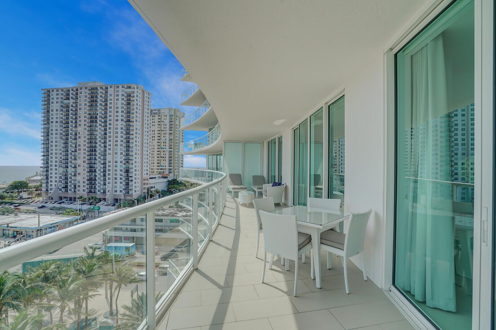 PLAZA AT OCEANSIDE (THE) - Residential Lease