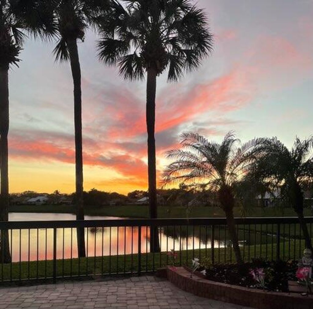 Photo of 114 Beach Summit Court, Jupiter, FL 33477 (MLS # B26032482)