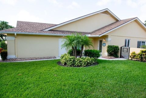 Photo of 114 Beach Summit Court, Jupiter, FL 33477 (MLS # B26032482)