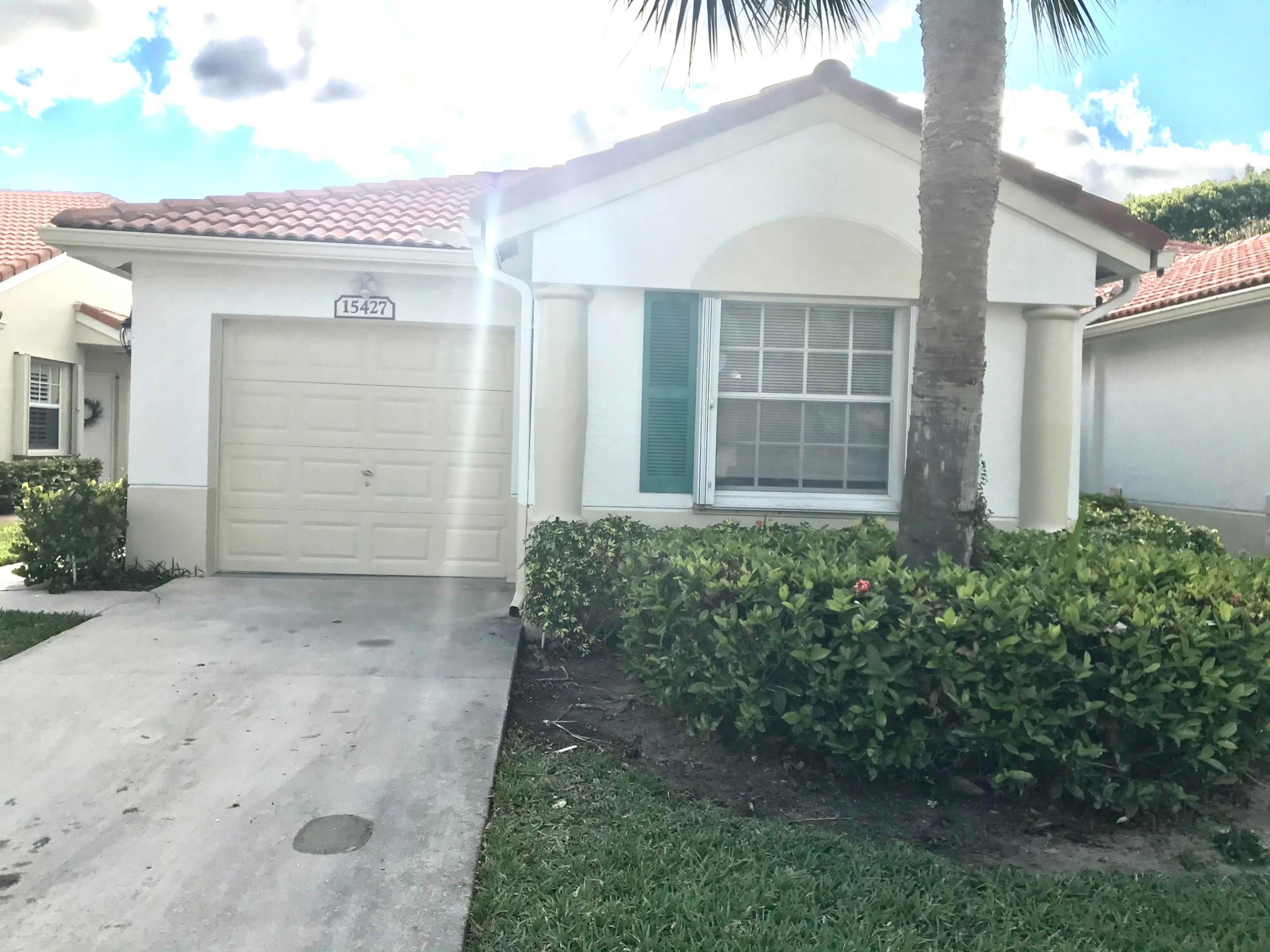 FLORAL LAKES - Residential
