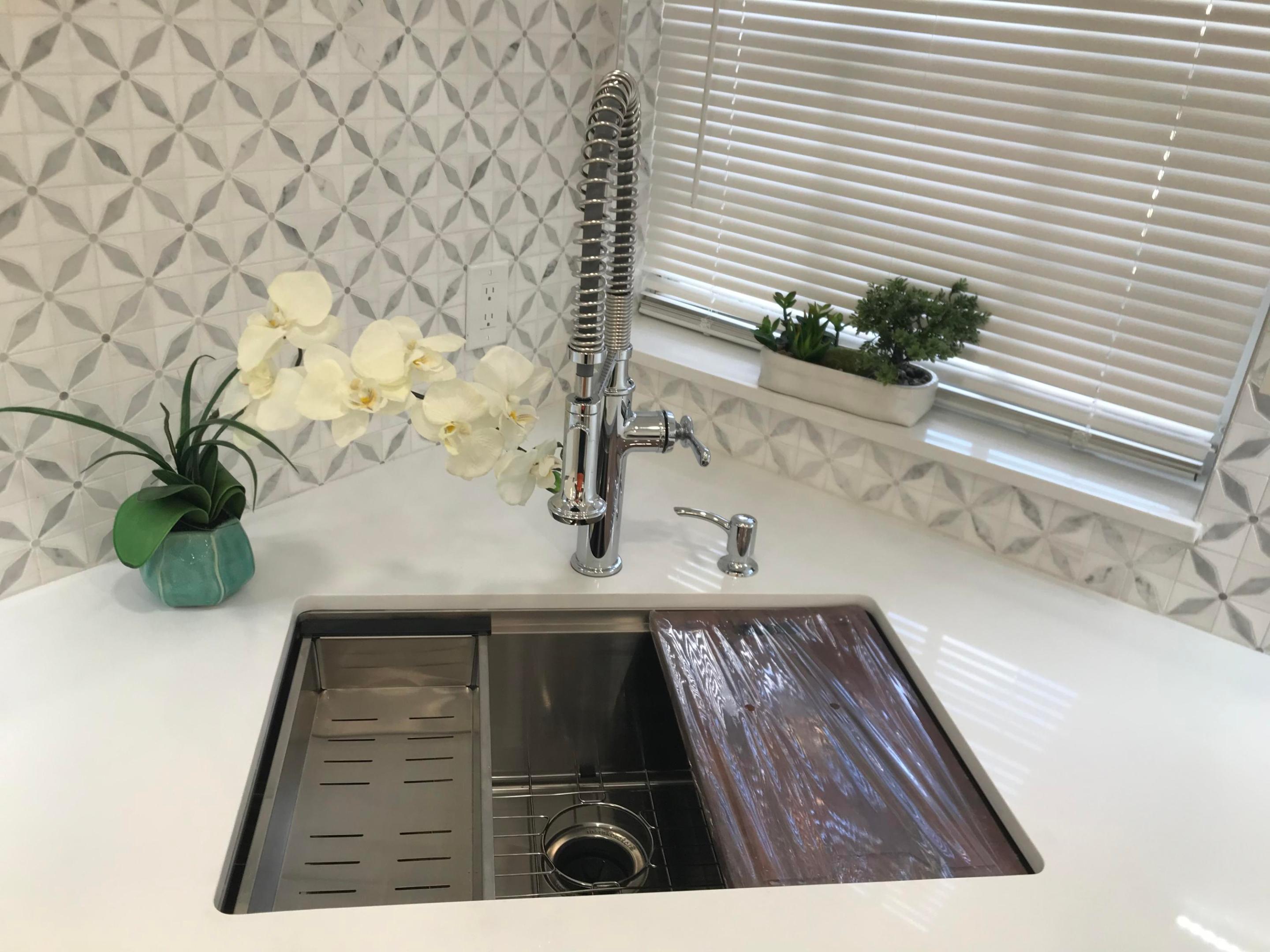 FLORAL LAKES - Residential