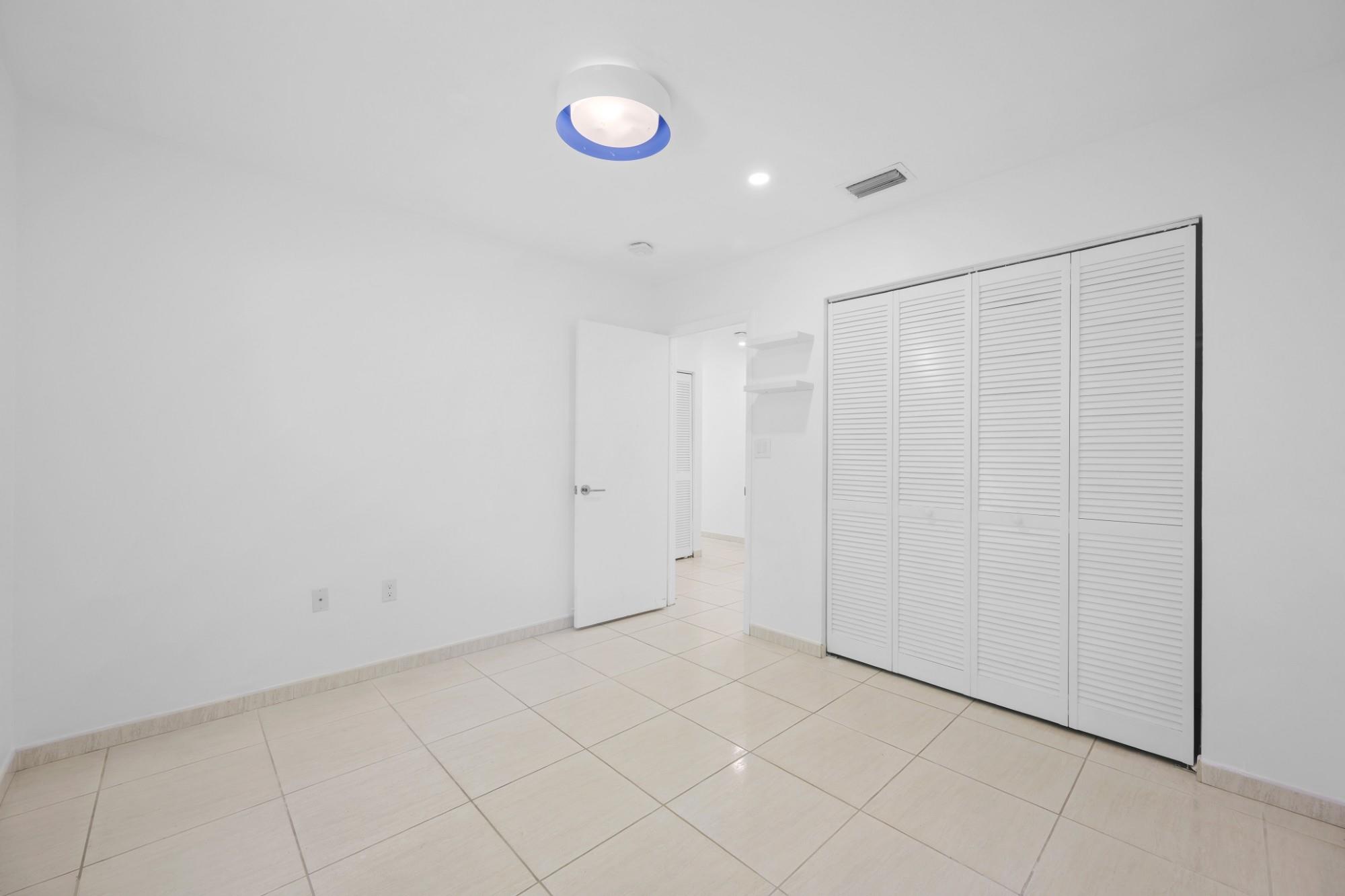 Glen Cove West Sec 01 - Residential Lease