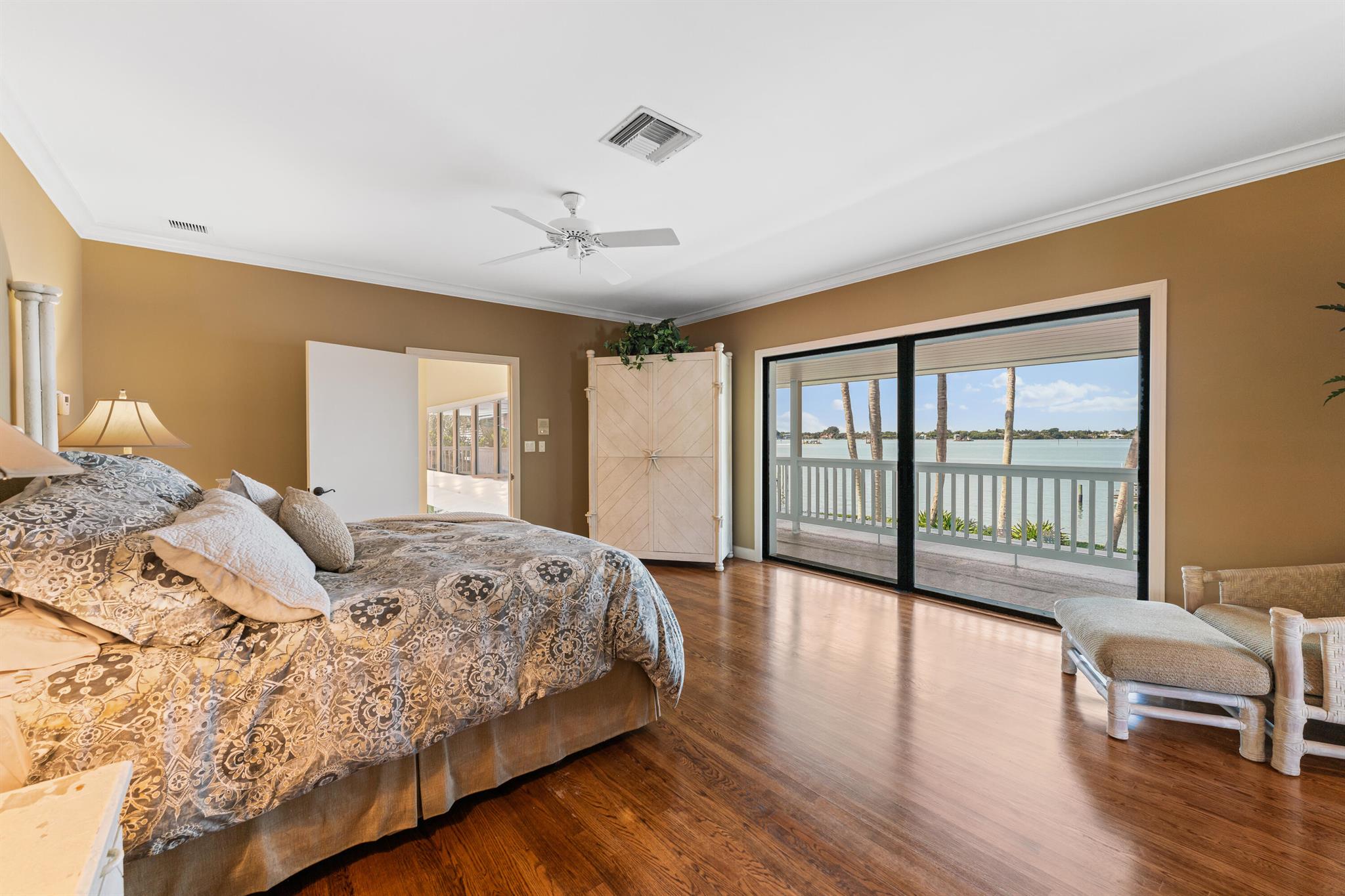 BAY HARBOR - Residential