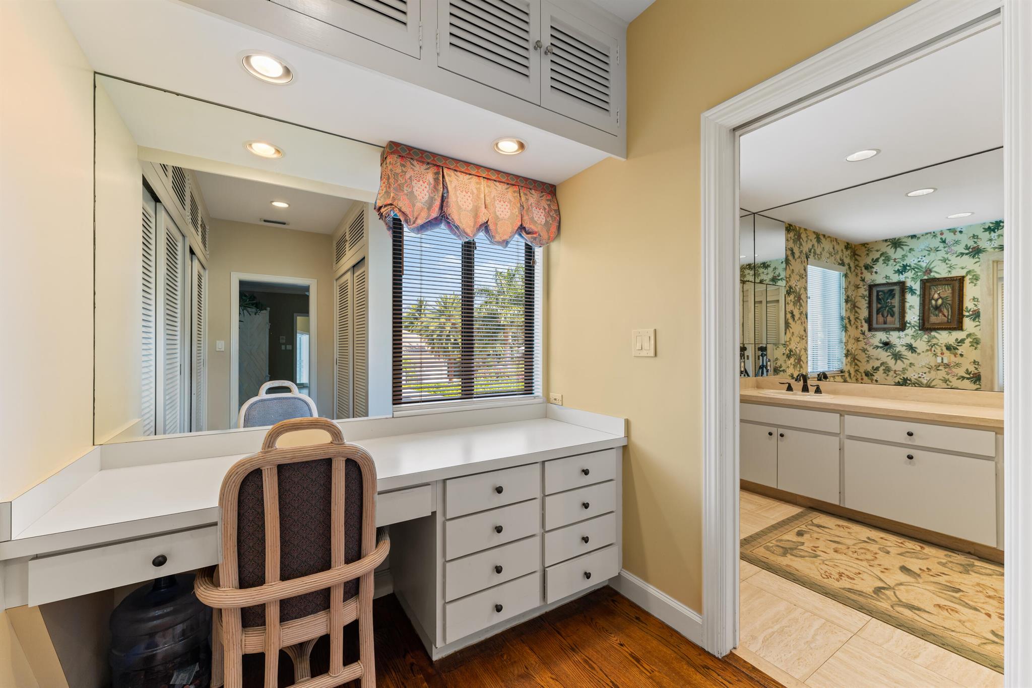 BAY HARBOR - Residential