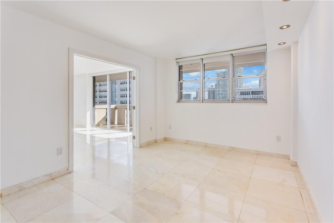 South Bay Club - Residential Lease