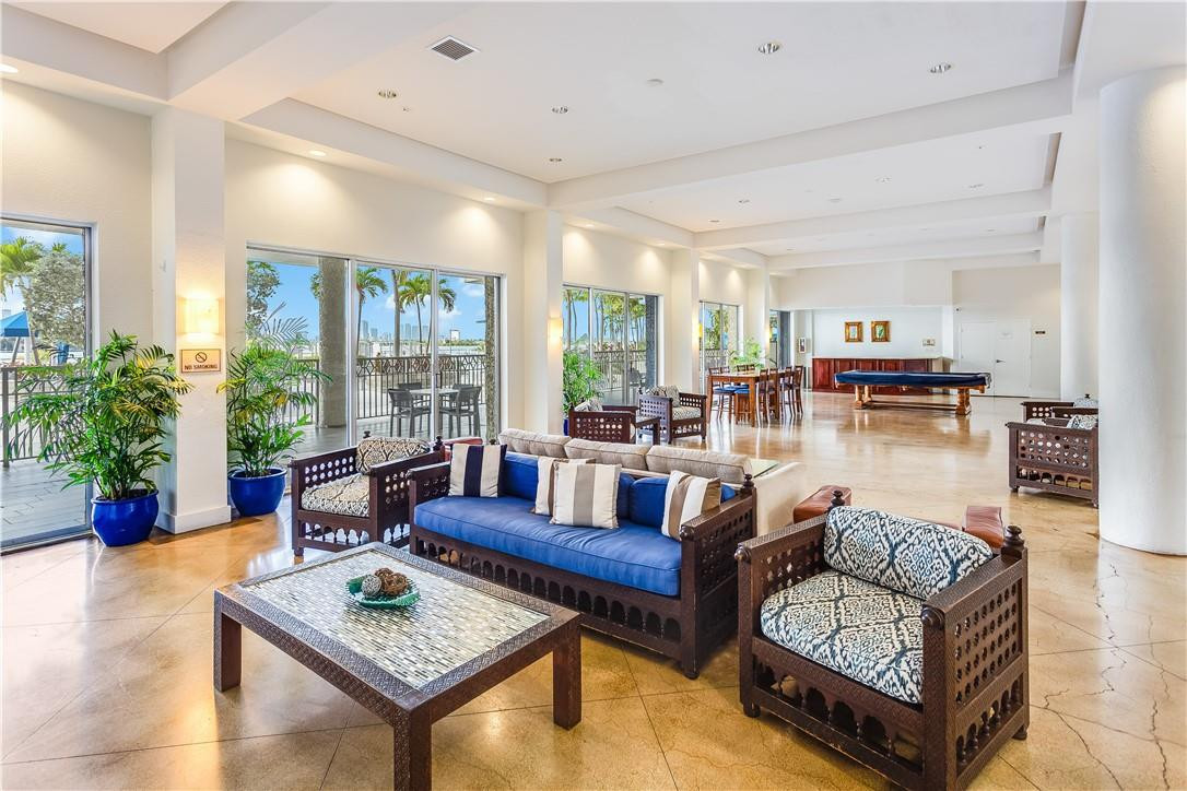 South Bay Club - Residential Lease