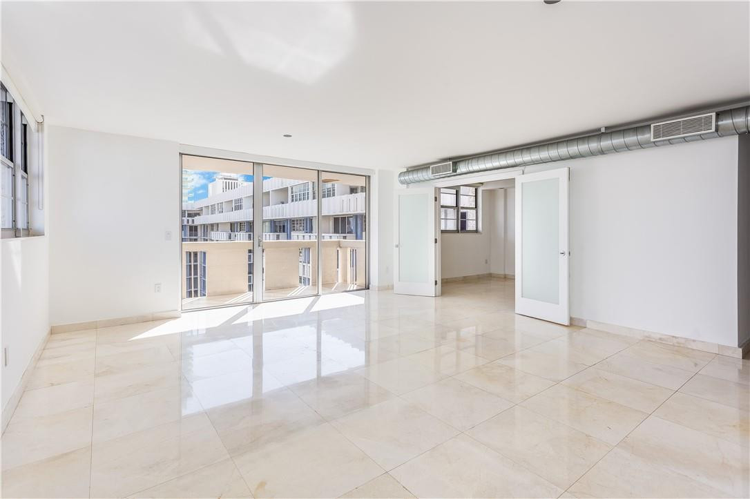 South Bay Club - Residential Lease