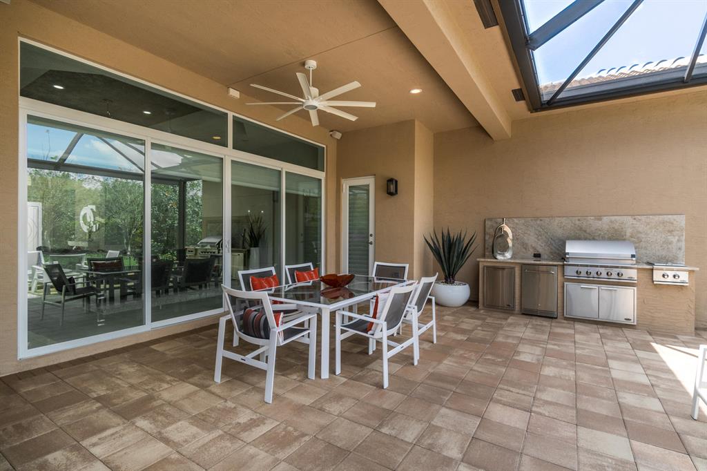 Valencia Cove - Residential