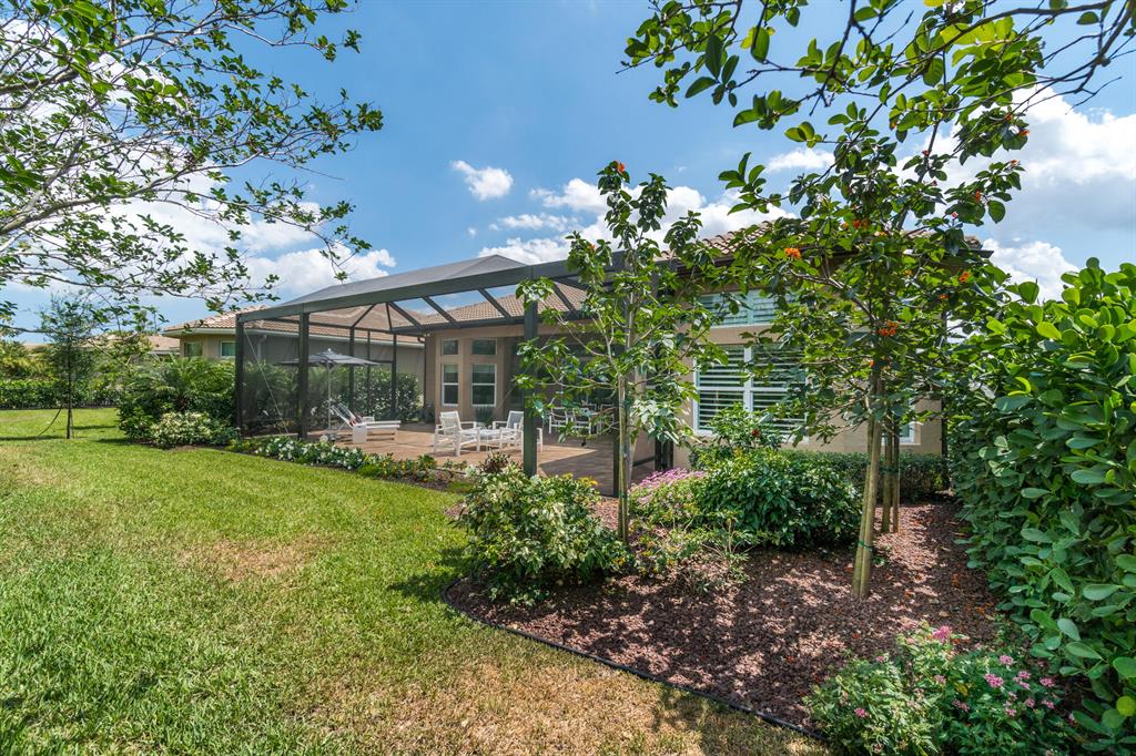 Valencia Cove - Residential