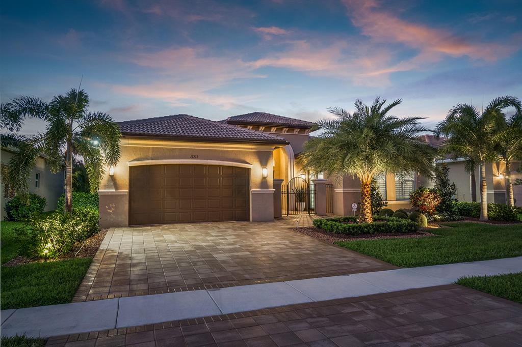 Valencia Cove - Residential