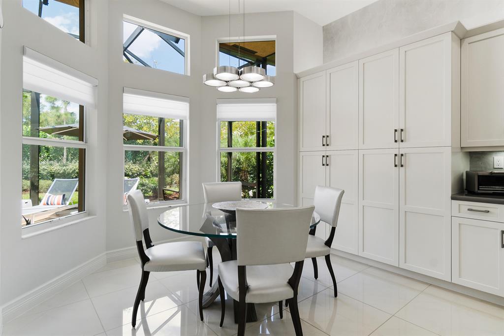 Valencia Cove - Residential